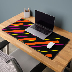 Diagonalen - schwarz, rosa, orange und gelb schreibtischunterlage