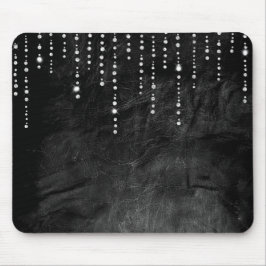 Diamant-Tropfen auf schwarzem Leder Mousepad
