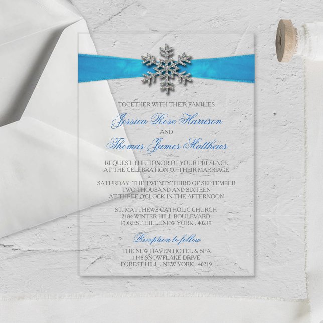 Diamante Snowflake & Blue Ribbon Winter Wedding Acryleinladungen (Von Creator hochgeladen)