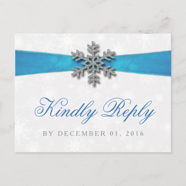 Diamante Snowflake & Blue Ribbon Winter Wedding Einladungspostkarte (Vorderseite)