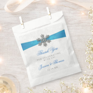 Diamante Snowflake & Blue Ribbon Winter Wedding Geschenktütchen