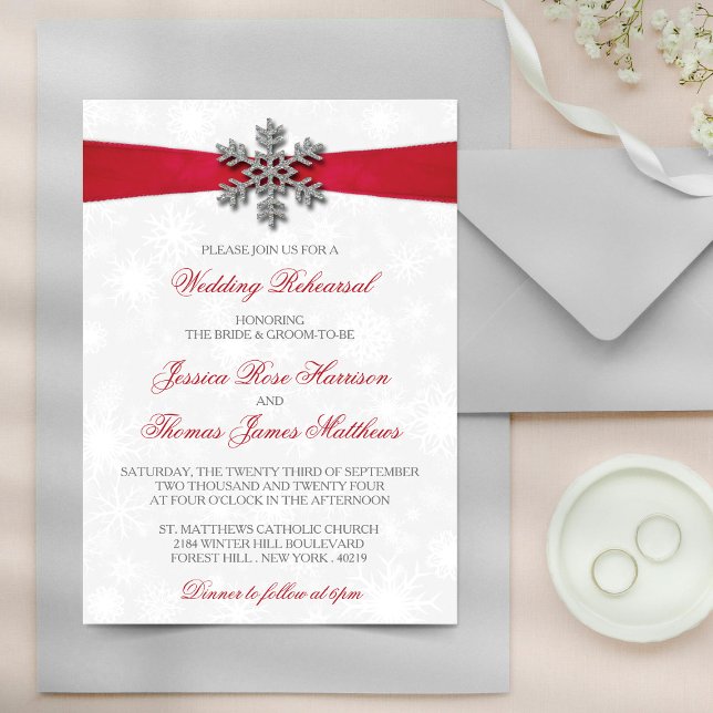 Diamante Snowflake & Red Ribbon Winter Wedding Einladung (Von Creator hochgeladen)