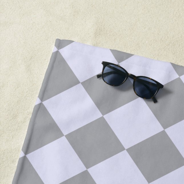 Diamantmuster in Grau und Lavendel Strandtuch (Beispiel)