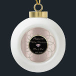 Diamond Pearls Rose Gold 50. Hochzeitstag Keramik Kugel-Ornament<br><div class="desc">Eleganter Golddiamant und Perlen auf Rose Gold 50. Hochzeitssornament.</div>