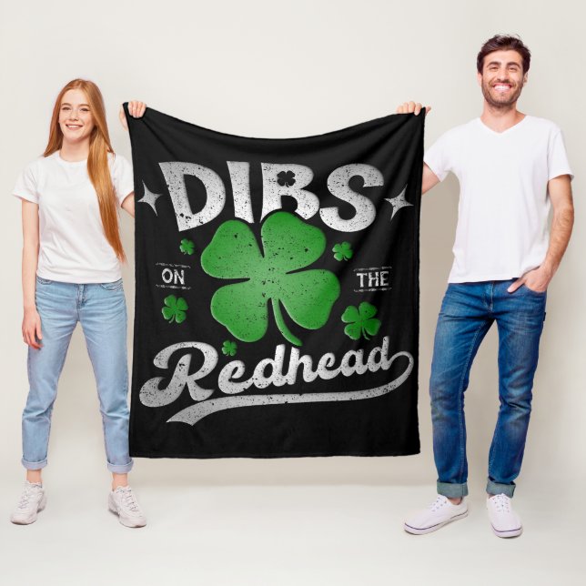 Dibs on the Redhead Funny St Patrick's Day Fleecedecke (Beispiel)