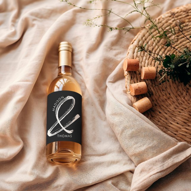 Dicke Minimalistische Schwarz-Weiß-Hochzeit Weinetikett (Von Creator hochgeladen)