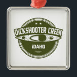 Dickshooter Creek Idaho Kayaking Ornament Aus Metall<br><div class="desc">Die Dickshooter-Creek beginnt westlich von Dickshooter, Idaho, und fließt nach Süden und schneidet eine schmale, tiefe Schlucht durch die hügelige Plateau-Landschaft, bis sie sich in Deep Creek einfügt. Das Wasser des Dickshooters fließt bis zum Spätherbst bis in den Frühsommer und verlasse sich hinter nur abgeschiedenen Becken im Schottergeflecht. Diese Schlucht...</div>