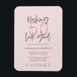 Die 50 zum Geburtstag eines gürtnisch rosa Glitzer Magnet<br><div class="desc">50 sehen gut aus,  gürtnisch rosa Glitzer Geburtstagseinladung. Modernes,  monochromes Skripttext. Teil einer Sammlung.</div>