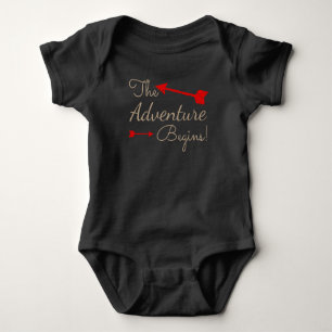 Die Abenteuer Beginnen Baby-Jungen-Shirts Baby Strampler