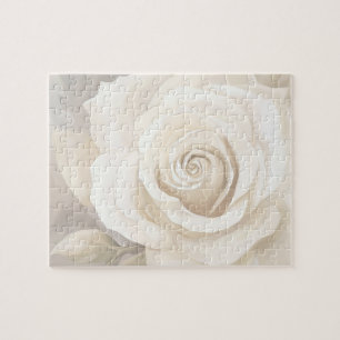 Die abstrakte Blume ist in Aquarellweiß. Puzzle