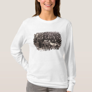 Die Abteilung im Unterhaus T-Shirt