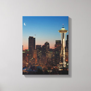 Die amerikanische Flagge fliegt zwischen den Leinwanddruck