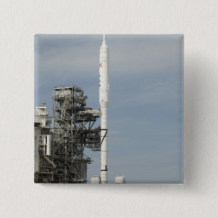 Die Ares IX Rakete wird auf der Abschussrampe Button