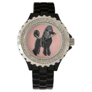 Die Armbanduhr der schwarzen Standardpudel-Frauen