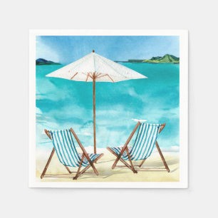 Die Aussicht auf den Strand mit zwei Liegestühlen Serviette