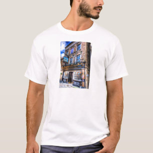 Die Aussicht von Whitby Kneipe London T-Shirt