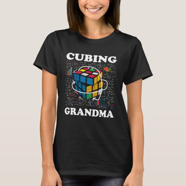Die Bearbeitung von Oma Speed Cubing Mathe T-Shirt (Vorderseite)