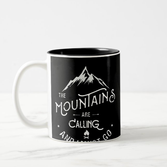 Die Berge nennen und ich muss gehen Zweifarbige Tasse (Links)
