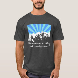 Die Berge rufen Retro-Wolken und Himmel T-Shirt