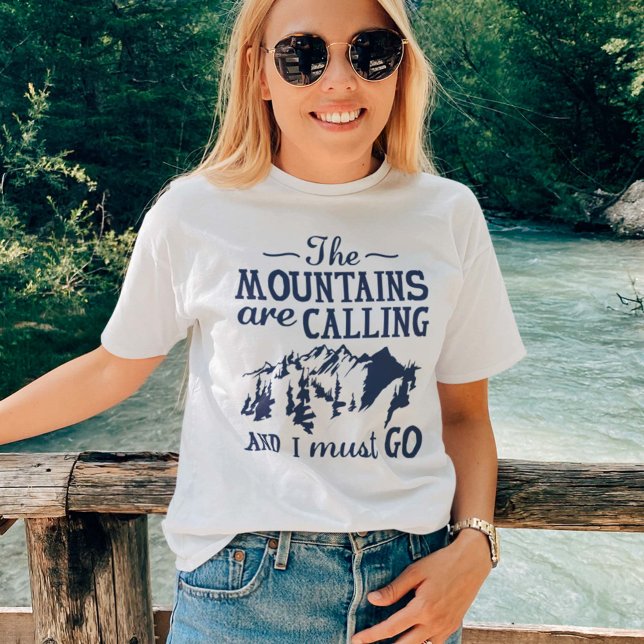 Die Berge rufen T-Shirt (Von Creator hochgeladen)