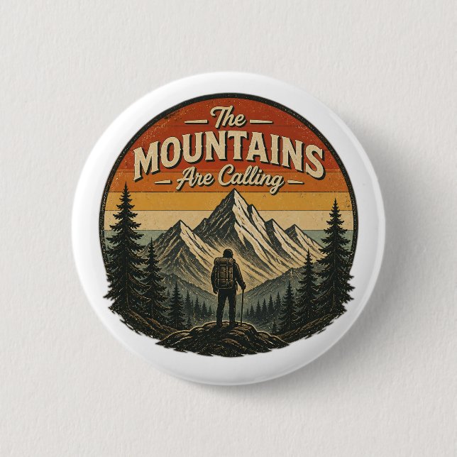 Die Berge rufen – Vintage Wandern Button (Vorderseite)
