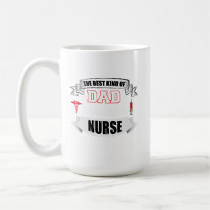 Die beste Art von Vater hebt eine Krankenschwester Kaffeetasse