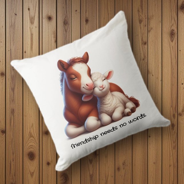 Die besten Freunde von Foal & Lamm teilen einen Be Kissen (Baby Horse and Sheep Cuddling Friendship Needs No Words Throw Pillow Cover Photo)