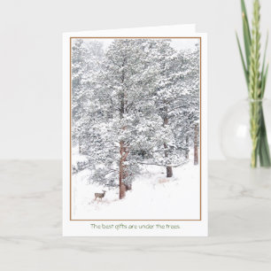 Die besten Geschenke sind unter dem Baum. Feiertagskarte