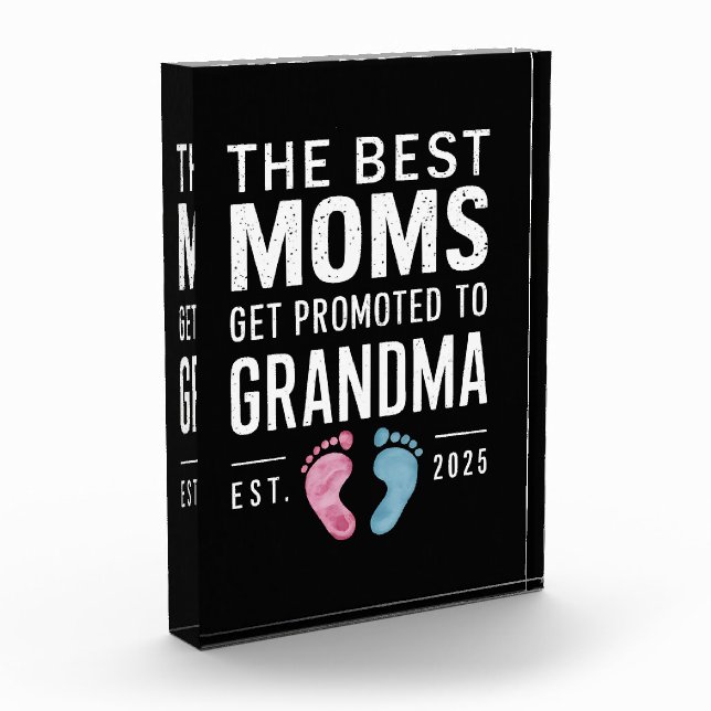 Die besten Mamas werden für Oma Est 2025 beworben Fotoblock (Links)