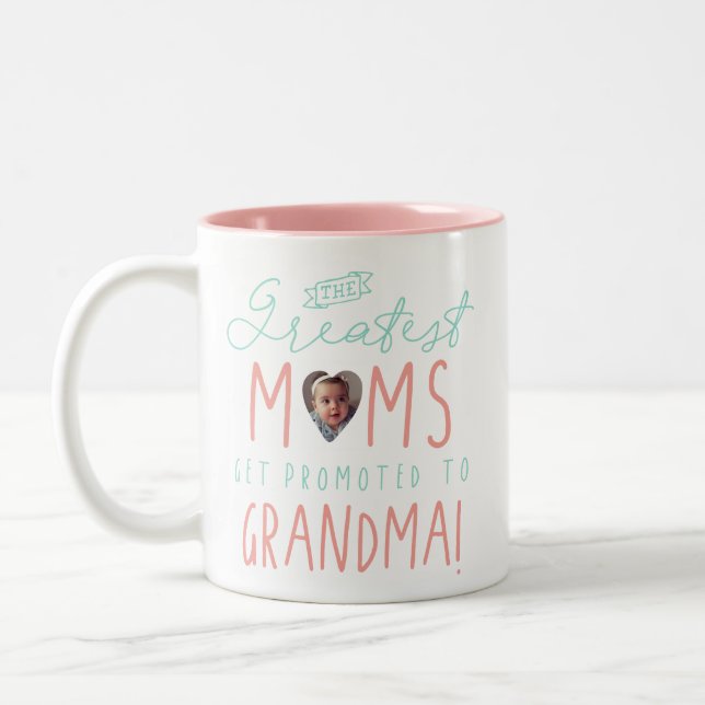 Die Beststen Mamas werden ins Oma-Foto befördert Zweifarbige Tasse (Links)