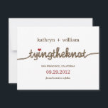 Die Bindung der Ankündigung Datum freihalten<br><div class="desc">Mit diesem modernen Tying The Knot können Sie die Datumskarten von berryberrysweet.com auf unterhaltsame und stilvolle Art und Weise verbreiten.</div>