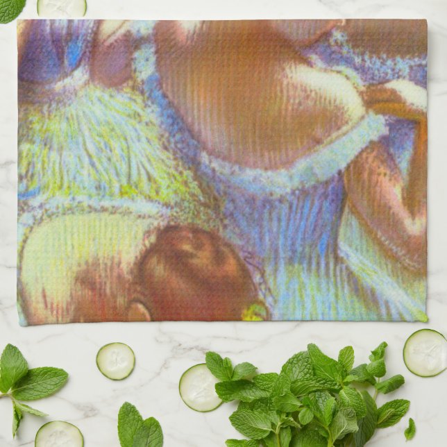 Die blauen Tänzer von Edgar Degas Geschirrtuch (Gefaltet)