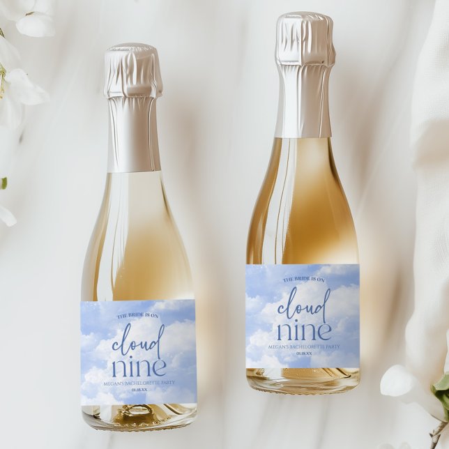 Die Braut ist auf Cloud Nine Blue Junggeselinnen-A (Von Creator hochgeladen)