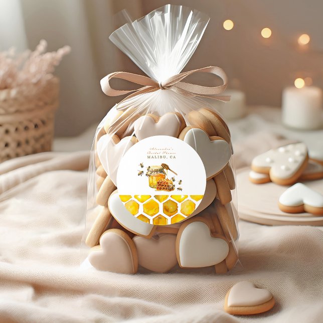 Die Braut zu Bienenwabendusche Runder Aufkleber (Von Creator hochgeladen)