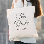 Die Brautkalligraphie Tragetasche<br><div class="desc">Die Bride Wedding Kalligrafy Tote Tag bietet Spaß und hübsche Kalligraphie,  zusammen mit der Braut,  um den neuen Nachnamen zu sein.</div>