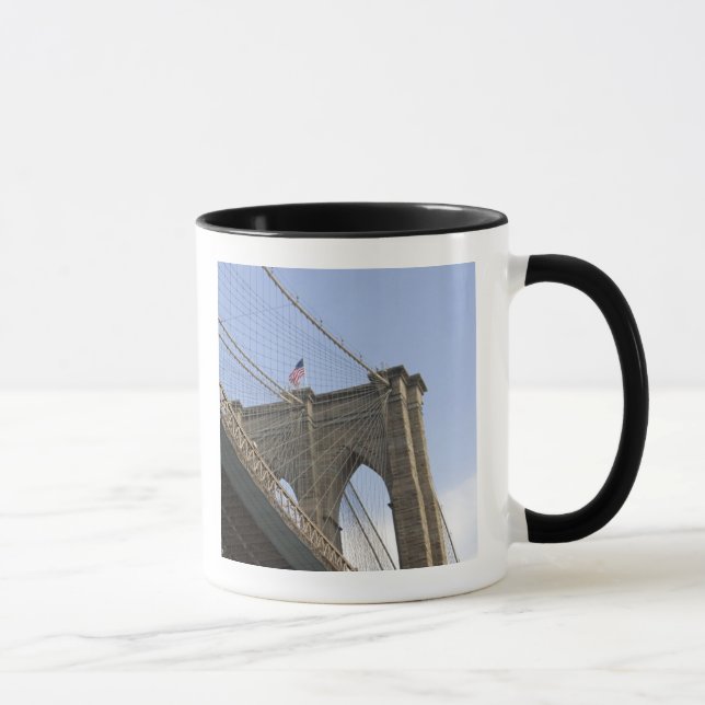 Die Brooklyn-Brücke in New York City, neu Tasse (Rechts)