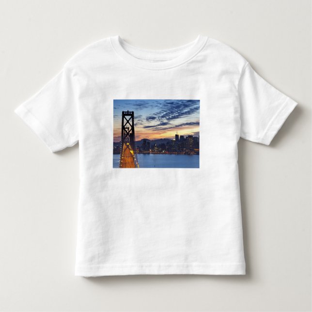Die Bucht-Brücke von der Schatzinsel Kleinkind T-shirt (Vorderseite)