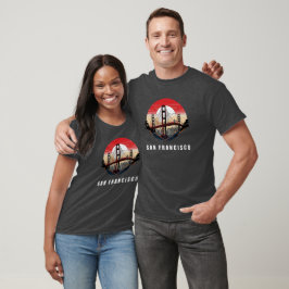 Die Bucht von Embrace (Stadt der Träume) T-Shirt
