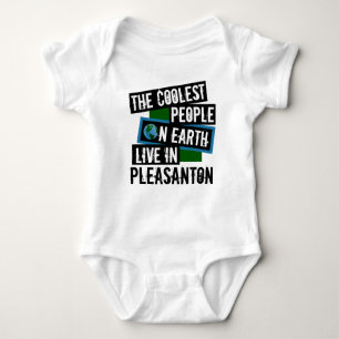 Die Coolststen Menschen der Welt leben in Pleasant Baby Strampler