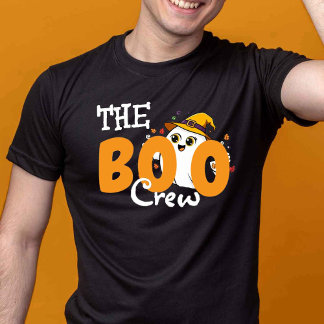 Die Crew Orange, die sich auf die Boo-Familie einr T-Shirt