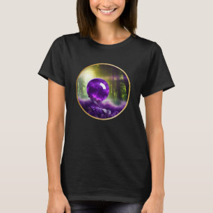Die digitale Kunst der Amethyst Orb T-Shirt