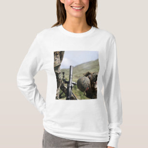 Die Direktlage Methode der Zündungsmörser T-Shirt