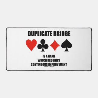 Die doppelte Brücke muss kontinuierlich verbessert Schreibtischunterlage