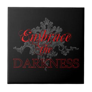 Die Dunkelheit verkörpern Fliese