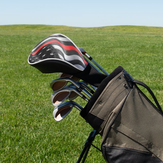 Die dünne rote Linie Golf Headcover (In SItu)