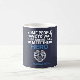 Die Ehefrau des Polizei-Offiziers Kaffeetasse
