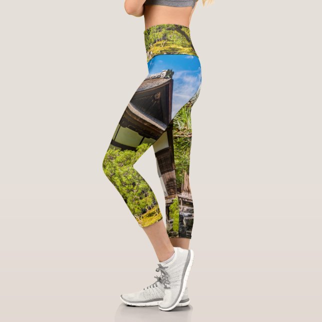 Die Ehre oder der Hauptsaal in Ginkaku-Ji, Kyoto Capri Leggings (Links)