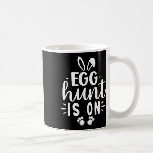 Die Eizelljagd ist an sonnigen Osterntagen die Eiz Kaffeetasse