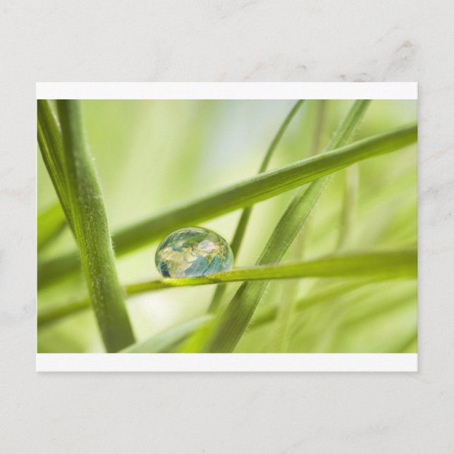 Die Erde im Tropfen Postkarte (Vorderseite)