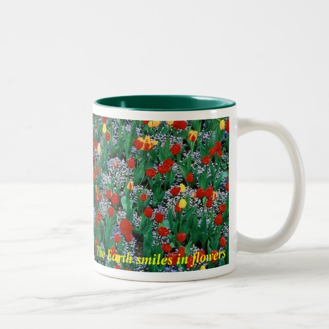 Die Erde lächelt in den Blumen - grünen Sie durch Zweifarbige Tasse (Rechts)